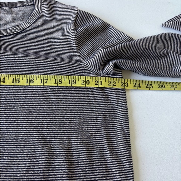 Talbots Woman Size 1X Navy Stripe Metallic Button Up Cardigan Office Casual - Picture 11 of 12